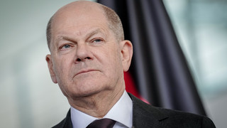 Bundeskanzler Scholz zu Besuch in Darmstadt und Wiesbaden