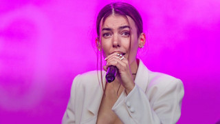 Schock nach TV-Dreh: Frida-Gold-Sängerin auf Intensivstation