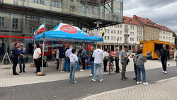 Was passiert am Wahlabend? AfD zwischen Zuspruch und Widerstand