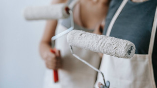 Wohnung bei Auszug streichen: Mieter oder Vermieter?