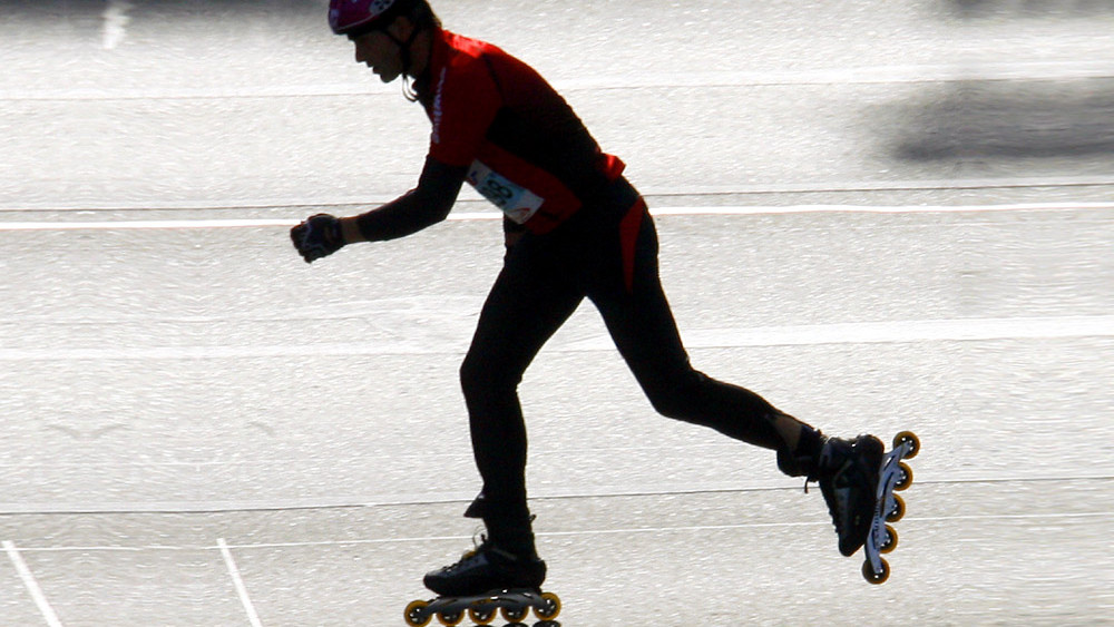 Skaten auf der Landebahn in Frankfurt