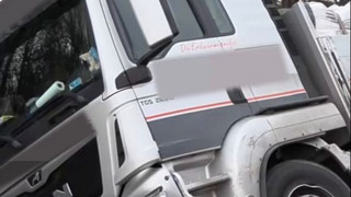 Tonnenschwere Ladung verloren: Lkw-Unfall legt A3 bei Leverkusen lahm