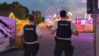 Großeinsatz in Würzburg: Polizei sucht Täter mit Waffe 