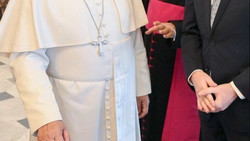 Aus dem Erzgebirge nach Rom: Christstollen für Papst Leo