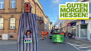 Faschingsumzug in Friedberg: Julia hat einen Schwellkopf getragen