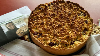 Rezept: Schneller Kirschkuchen mit Streuseln
