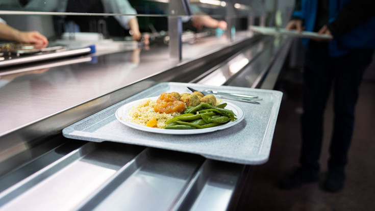 Teller-Klau in der Uni-Mensa:  Geschirr-zurück-Tag in Mainz