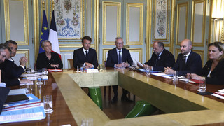 Macron lädt zum Krisengipfel: Unruhen in Frankreich scheinen abzuebben