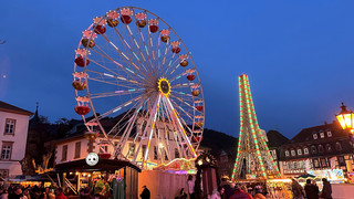 Barbarossamarkt in Gelnhausen startet: Geisterbahn von 1949 mit dabei
