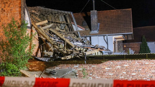 Scheunen-Dach in Ludwigsau stürzt in der Nacht ein