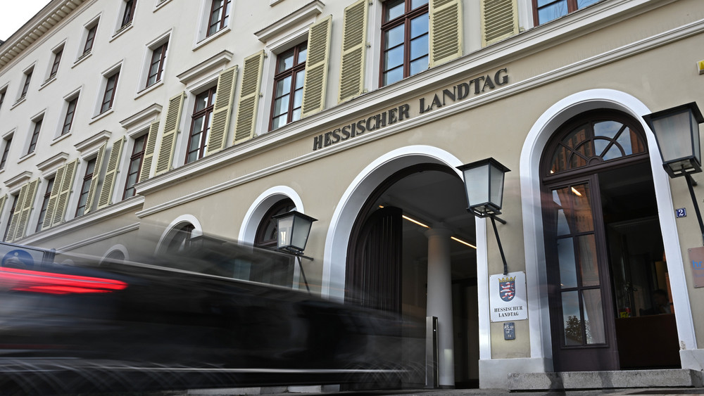 Verfassungs-Check im hessischen Landtag