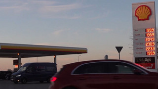 Aufatmen an der Zapfsäule: Diesel fällt unter 2 Euro
