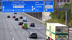 Lkw-Sonntagsfahrverbot aufgehoben
