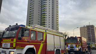 Feuerwehr-Großeinsatz in Langen: Brand in 19-stöckigem Wohnhochhaus
