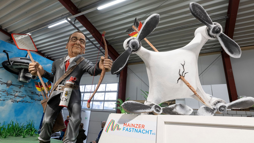 Mainzer Motivwagen für Rosenmontagszug
