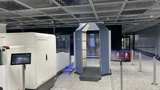 Tempo bei Sicherheitscheck: Durchgangsscanner am Flughafen Frankfurt