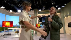 Alinas erstes Mal in neuen Studio