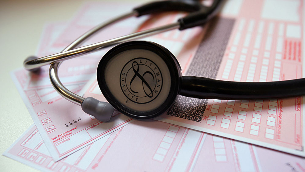 Die geplante Krankenkassen-Reform sorgt für heftige Kritik aus Hessen (Symbolbild).