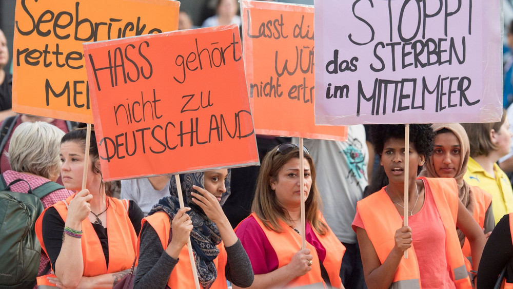 Demonstration der "Seebrücke"
