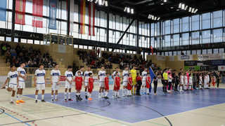 Die Profi-Fußballer von morgen beim Wiesbadener "Liliencup"