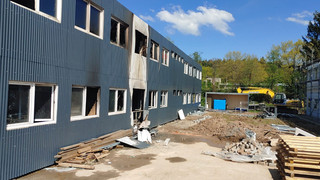 Wieder Feuer in Roßdorf: Polizei nimmt zwei mögliche Brandstifter fest