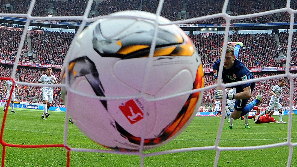 Streit um den Verkauf der TV-Rechte der Bundesliga - jetzt wurde das Verfahren gestoppt (Symbolbild).