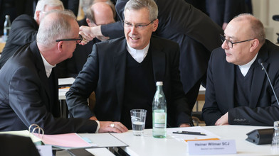 Heiner Wilmer führt katholische Bischöfe