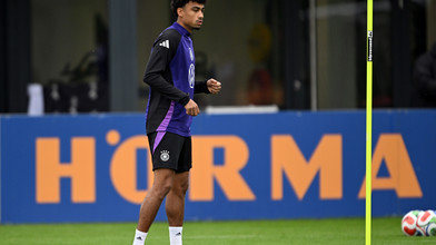 DFB-Elf mit Brown und Burkhardt - Völler zu FFH: "Absolut verdient"