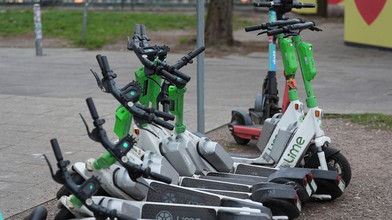 E Scooter Fahrer verletzt- Zeugen gesucht in Taunusstein