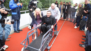 Eintracht Frankfurt: 75 Meter lange Bob-Anschubbahn eingeweiht