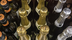 Champagner-Klau in Mannheim: Einbrecher geben sich als Mitarbeiter aus