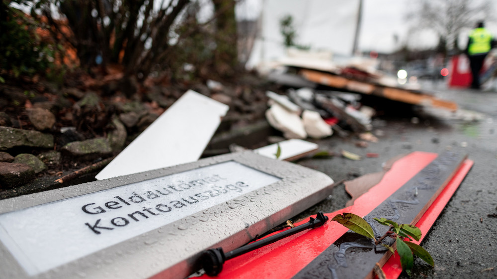 Geldautomatensprengung in Dietzenbach