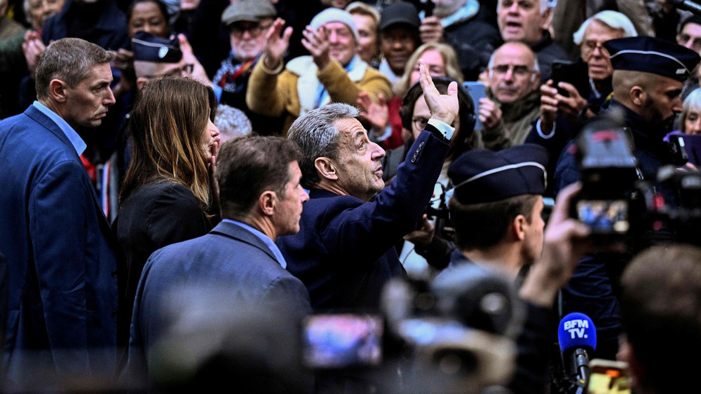 Haftantritt von Frankreichs Ex-Präsident Sarkozy