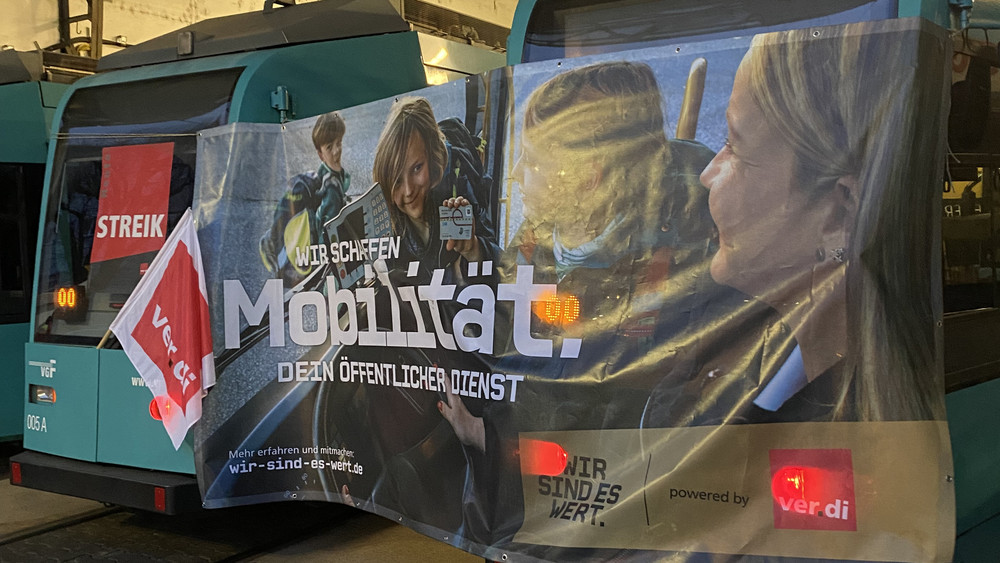 Auch bei der VGF in Frankfurt und der ESWE-Verkehr in Wiesbaden wird gestreikt.