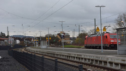 Laute Musik im Zug: Streit am Bahnhof Flieden eskaliert