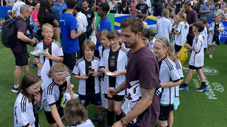 DFB-Stars in Frankfurt: Trapp, Sané und Can an der Hauptwache