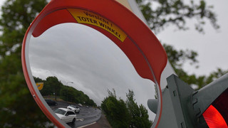 Fulda: Trixi-Spiegel soll Abbiegeunfälle mit Radfahrern verhindern