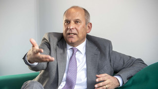 Innenminister Poseck kündigt an: Mehr Personal bei Sicherheitsbehörden