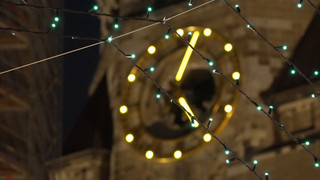 Heiße Getränke, eisige Bahnen - Start für Weihnachtsmärkte
