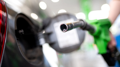 Spritpreise fallen laut ADAC noch zu langsam