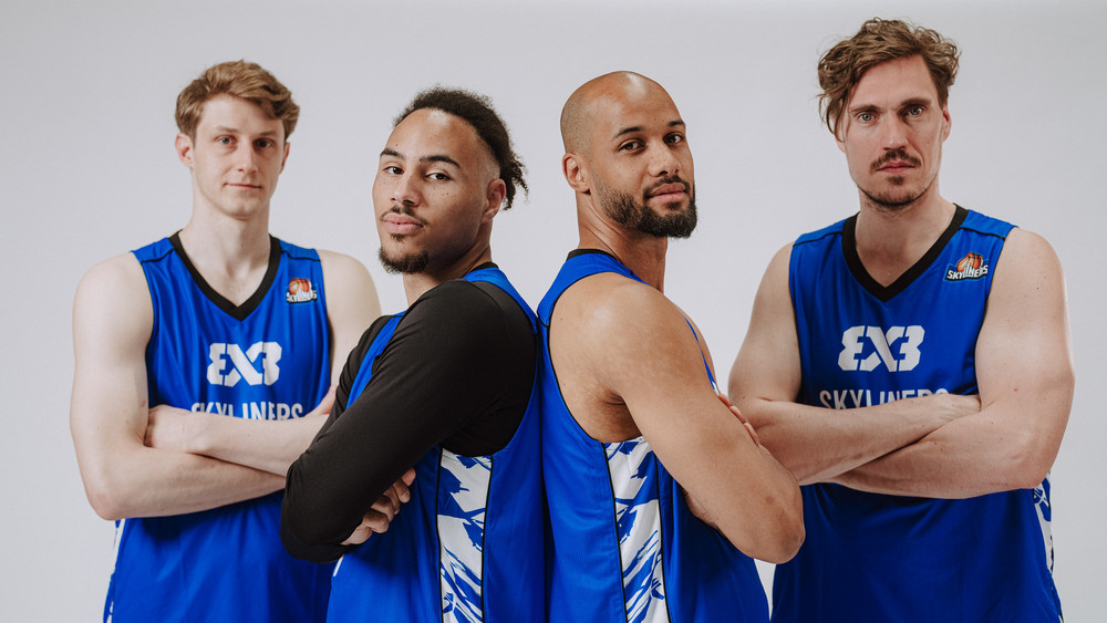 Die 3x3-Basketballer Leon Fertig, Kevin Bryant, Niklas Kropp und Florian Wendeler sorgen dafür, dass die Skyliners jetzt auch weltweit vertreten sind.