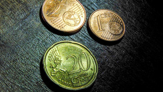 Bundesregierung senkt Konjunkturprognose deutlich