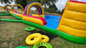 50 Meter lang - XXL-Wasserrutsche in Kassel-Oberzwehren