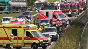 A1 bei Bremen: Auffahrunfall mit drei Verletzten sorgt für Sperrung