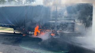 LKW auf der A5 am Hattenbacher Dreieck ausgebrannt
