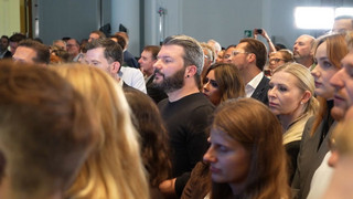 Wahl in Berlin: Gedrückte Stimmung bei CDU-Wahlparty