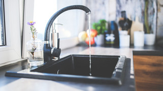 Wasser sparen: Die besten Tipps für Umwelt und Finanzen