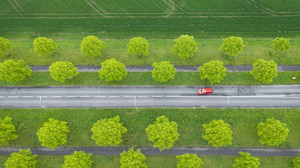 Mit 17 alleine Auto fahren: Diese Regeln gelten in Hessen