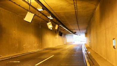 A66-Tunnel Neuhof wieder gesperrt: War LKW zu hoch beladen?