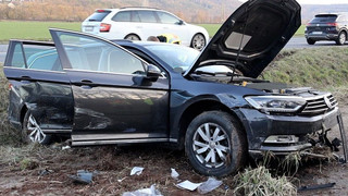 LUDWIGSAU: Drei Fahrzeuge verwickelt: Schwerer Verkehrsunfall auf der B27